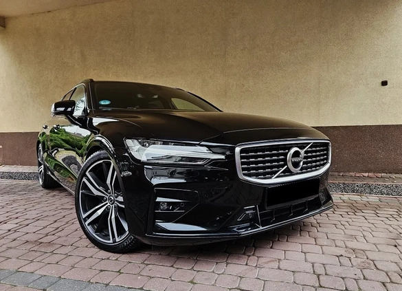 Volvo V60 cena 119900 przebieg: 146000, rok produkcji 2020 z Nysa małe 529